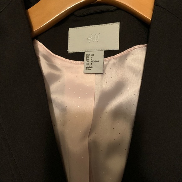 Black blazer jacket - Picture 3 of 3